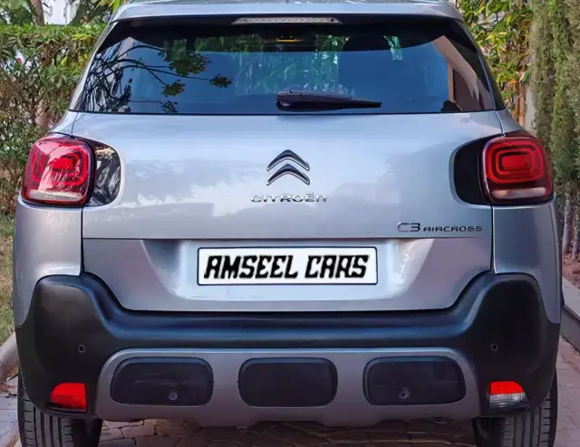Citroën C3 Aircross 2024 · vue latérale · Louer à Agadir | AmseelCars · sportive Citroën C3 Aircross 2024 (sportive), vue latérale, location voiture · Agadir, Maroc